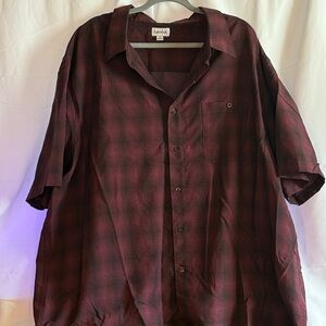 Croft & Barrow Men's Dark Red Plaid Button Down Shirt